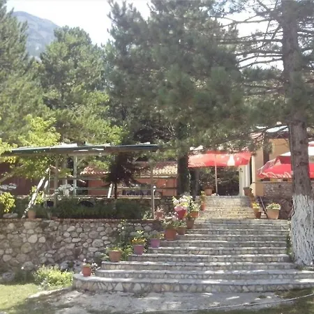 Apartment Iliria Tiny House Llogora